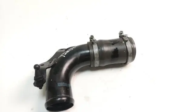 Intercooler hose/pipe