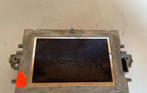 Mercedes-Benz E W212 Screen/display/small screen A2129004900