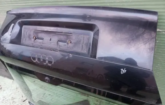 Audi A4 S4 B6 8E 8H Tailgate/trunk/boot lid R92C