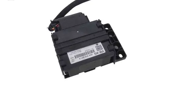 Volkswagen Jetta VI Current control relay 3AA919041A