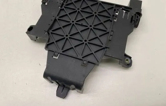 Volvo XC60 Engine control unit holder 30729835 6G9N17108A