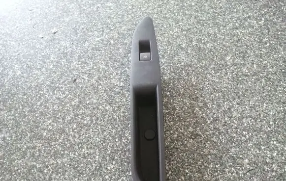 Buick Encore I Electric window control switch 95025525 20987819