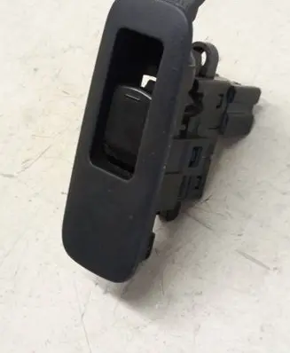Nissan Qashqai+2 Electric window control switch 25411BR00A 0132