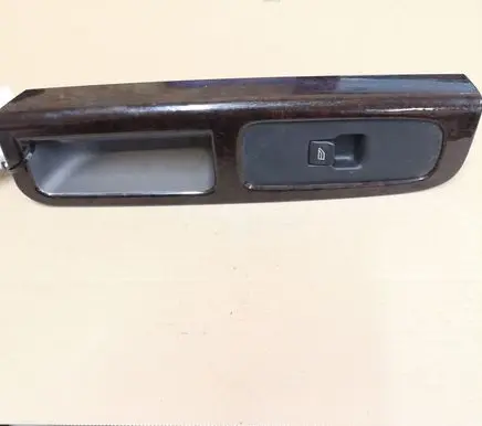 Volvo V50 Electric window control switch 8679670