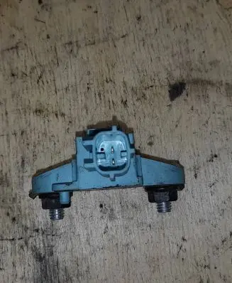 Audi A6 S6 C6 4F Airbag deployment crash/impact sensor 4F0955557