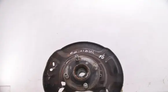 Toyota Yaris Front wheel hub 