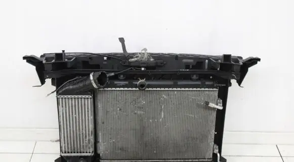 Peugeot 5008 Radiator support slam panel 