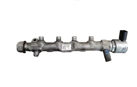 Skoda Superb B8 (3V) Fuel main line pipe 04L089G 04L906054 04L130764C