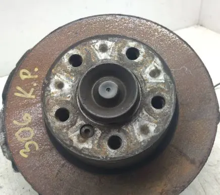 BMW 1 F20 F21 Front wheel hub 6792235
