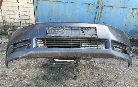 Toyota Avensis Verso Front bumper 5211944200