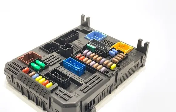 Peugeot 308 Other control units/modules 9830790580