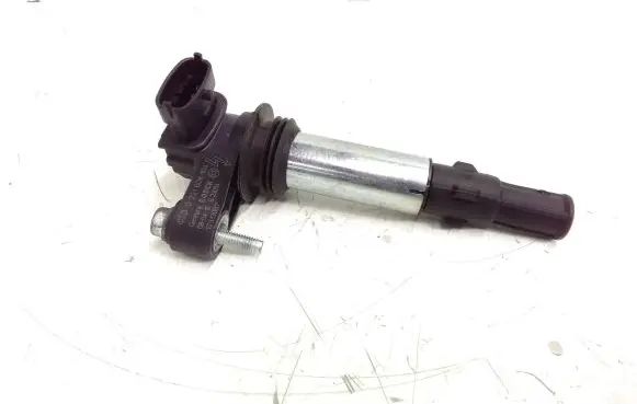 Cadillac CTS High voltage ignition coil 0221604104 12613057