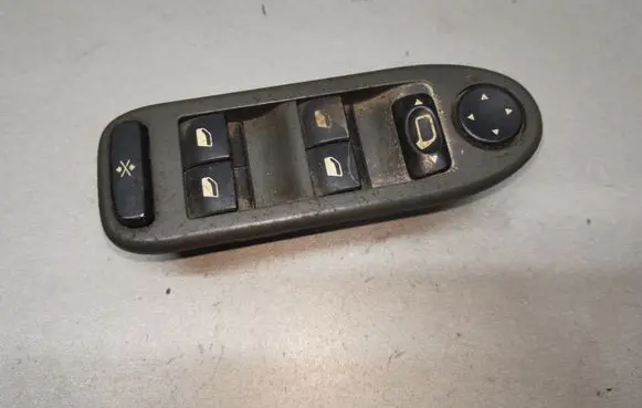 Citroen C5 Electric window control switch 96326945ZJ