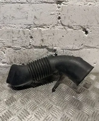 BMW 5 E60 E61 Air intake hose/pipe 7790056