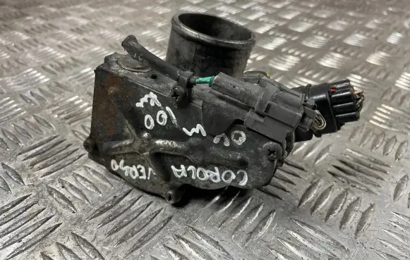 Toyota Corolla Verso AR10 Throttle valve 27020