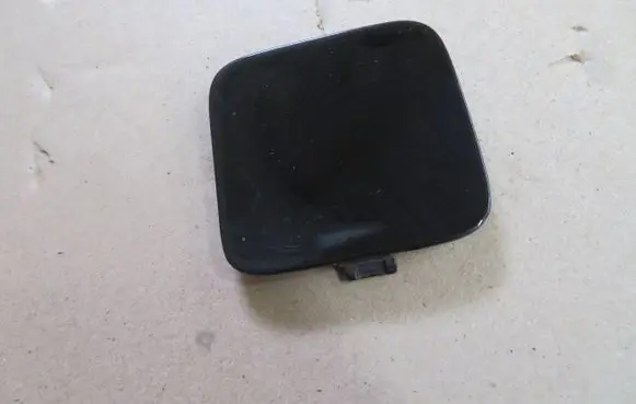 Volvo XC60 Front tow hook cap/cover 31455660