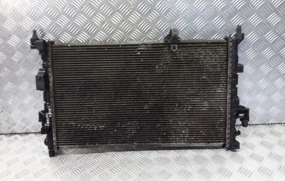 Opel Corsa C Coolant radiator