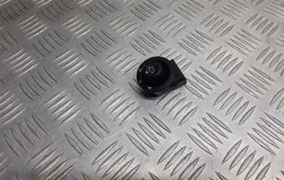 Ford Mondeo Mk III Wing mirror switch 93BG-17B676-BA