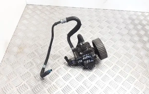 Opel Astra H Fuel injection high pressure pump 0445010156 0055206679