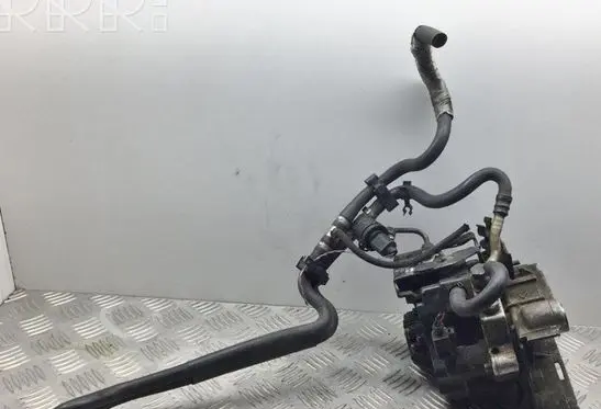 Audi A8 S8 D3 4E Fuel injection high pressure pump 057130755G 0445010082