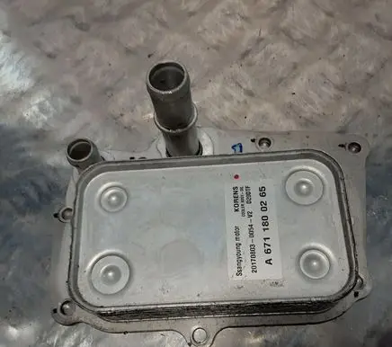 SsangYong Rexton Engine oil radiator A6711800265