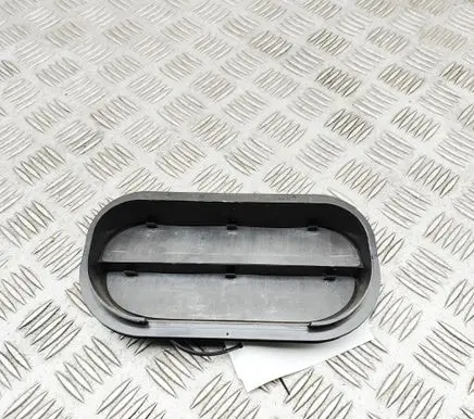 Volkswagen Arteon Quarter panel pressure vent 6R0819465