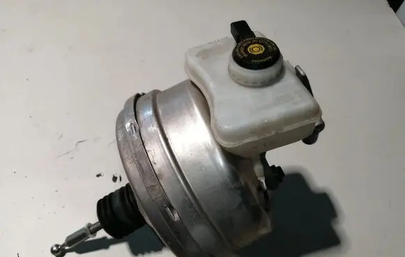 Audi A6 S6 C7 4G Brake booster 4G1612103H
