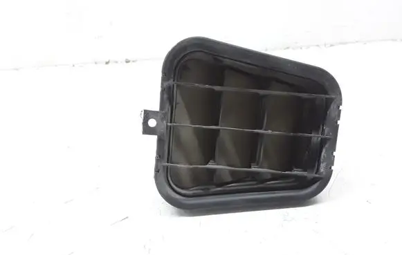 Seat Exeo (3R) Quarter panel pressure vent 4B0819181B