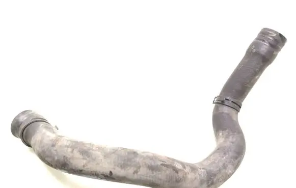 Volkswagen PASSAT B6 Engine coolant pipe/hose 3C0122101R