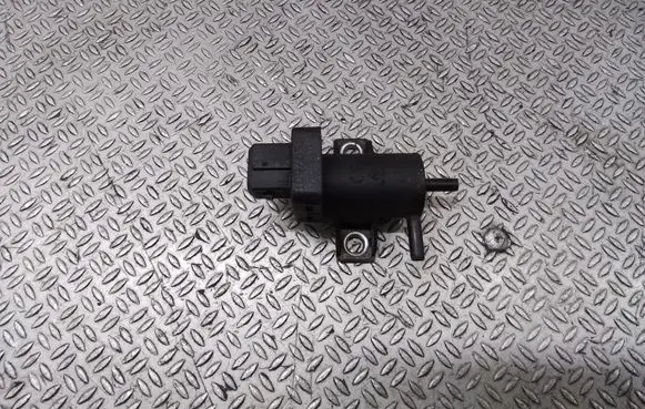 Renault Laguna II Turbo solenoid valve 7700113709