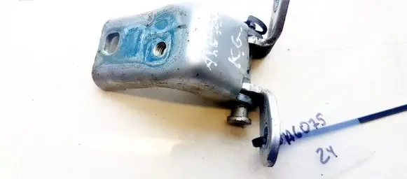 Ford Mondeo Mk III Rear door lower hinge 93BBF26807AL 93BB-F26807-AL