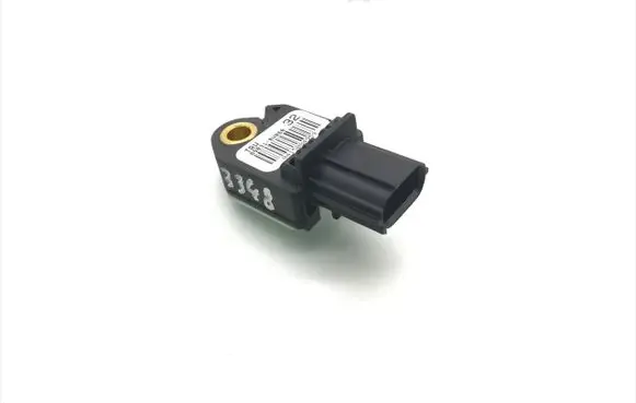 Toyota Avensis T270 Airbag deployment crash/impact sensor 89831-02100