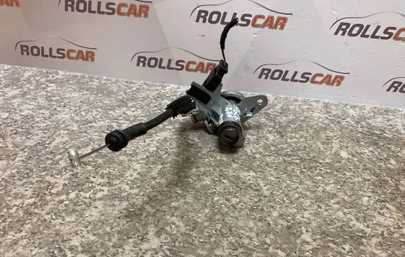 Audi A6 S6 C6 4F Tailgate exterior lock 7PH 893971633