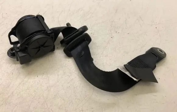 MG MG3 II Rear seatbelt