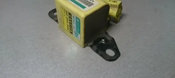 Subaru Impreza II Airbag deployment crash/impact sensor 1872000410