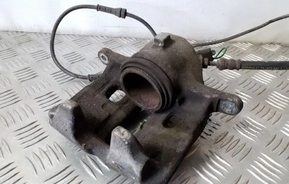 Fiat Ulysse Front brake caliper
