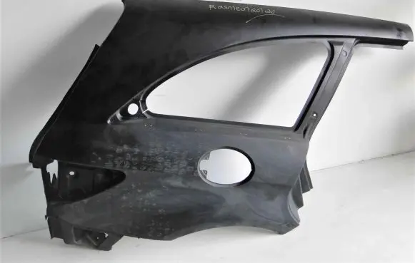 Mercedes-Benz R W251 Rear quarter panel A2516303465