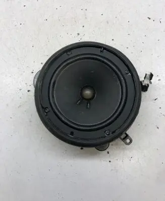 Audi A4 S4 B7 8E 8H Front door speaker 8E0035411A BOSE