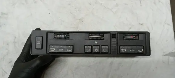 BMW 5 E34 Climate control unit 9420344002 1390627