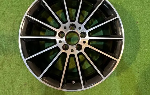 Mercedes-Benz SLK R172 R18 alloy rim 