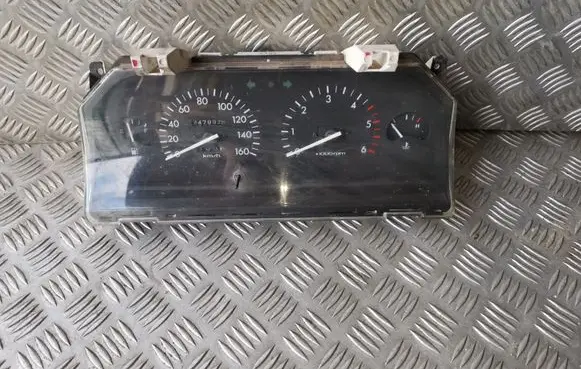 Speedometer (instrument cluster)