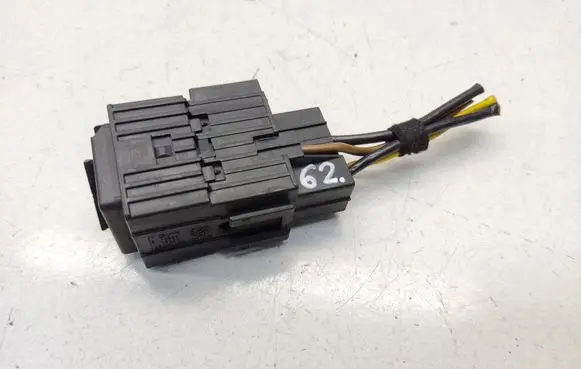 BMW 5 E39 Other relay 8380420 18381 13039