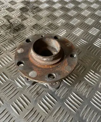 Audi A6 S6 C6 4F Rear wheel hub