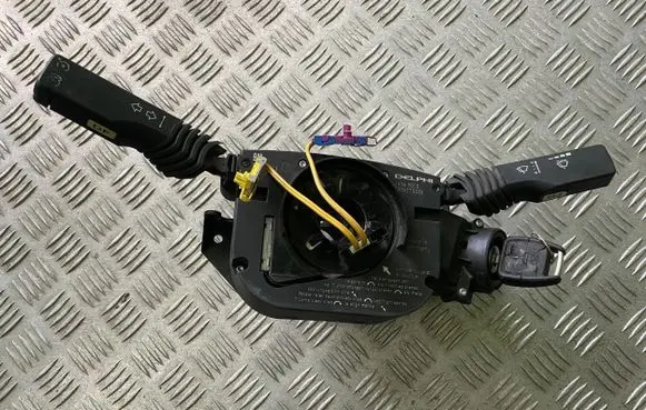 Opel Vectra C Ignition lock contact 13132473 09180562 140589