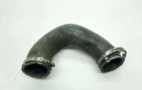 Audi Q7 4L Intercooler hose/pipe 7L6145972E