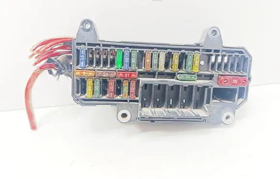 BMW 7 E65 E66 Fuse module