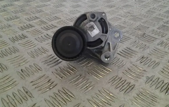 BMW 3 F30 F35 F31 Generator/alternator belt tensioner 112615090 781080703