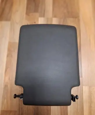 Land Rover Discovery 5 Armrest 