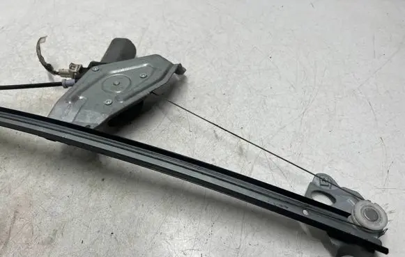 Front door window regulator with motor