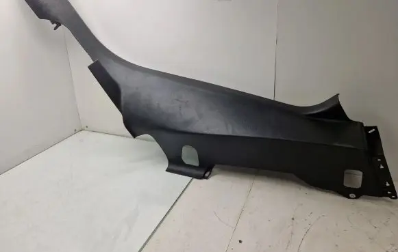 Porsche Macan (95B) Rear sill trim cover 95B867768F